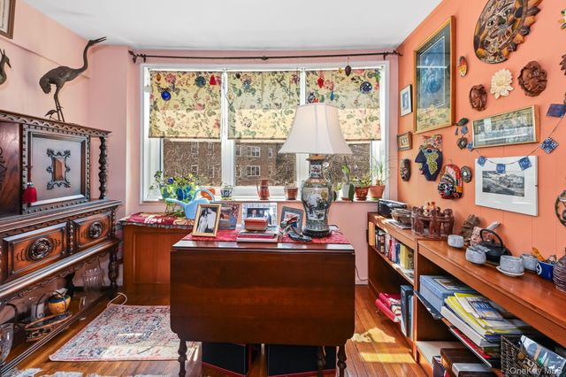 98 DeHaven Drive 2B, Yonkers, NY 10703