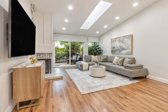 1108 Holly Oak Circle, San Jose, CA 95120