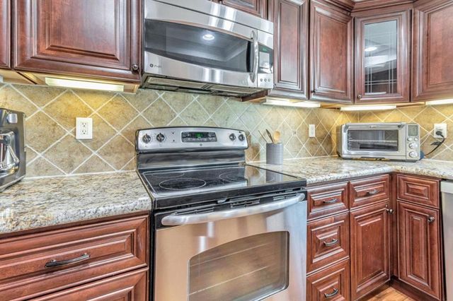 1108 Holly Oak Circle, San Jose, CA 95120