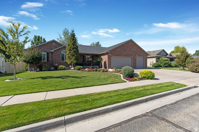 641 W 3550 S, Riverdale, UT 84405