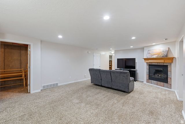 641 W 3550 S, Riverdale, UT 84405