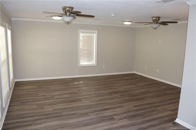 173 E Lee Street, Sulphur, LA 70663