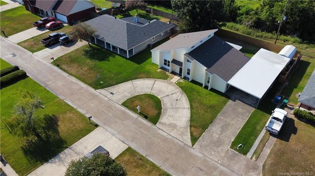 173 E Lee Street, Sulphur, LA 70663