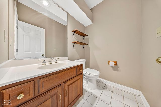 5553 N Salem Drive N, Carmel, IN 46033