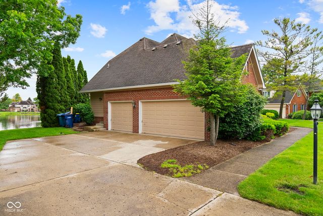 5553 N Salem Drive N, Carmel, IN 46033