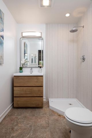 3 Yellowstone Way, Pacifica, CA 94044