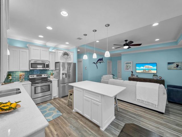 978 Seadrift Drive, Crystal Beach, TX 77650