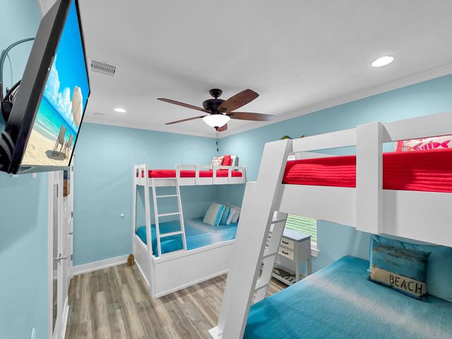 978 Seadrift Drive, Crystal Beach, TX 77650