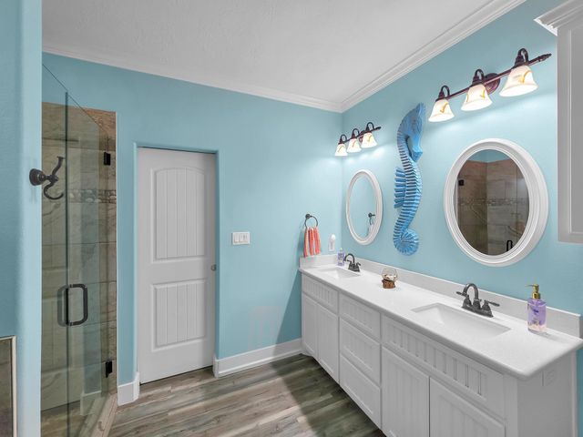 978 Seadrift Drive, Crystal Beach, TX 77650