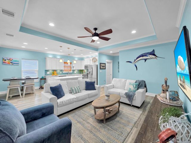 978 Seadrift Drive, Crystal Beach, TX 77650