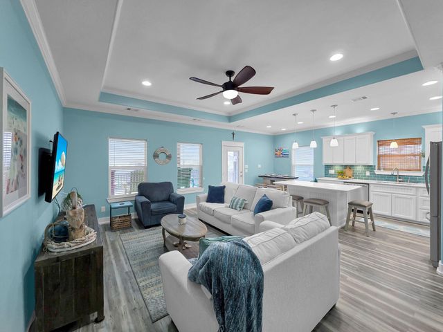978 Seadrift Drive, Crystal Beach, TX 77650