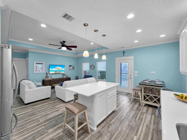 978 Seadrift Drive, Crystal Beach, TX 77650