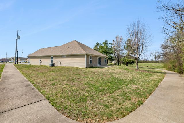 144 Star Place, White House, TN 37188