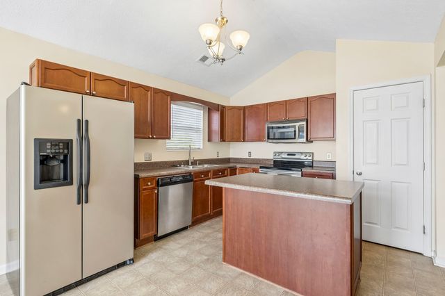 144 Star Place, White House, TN 37188