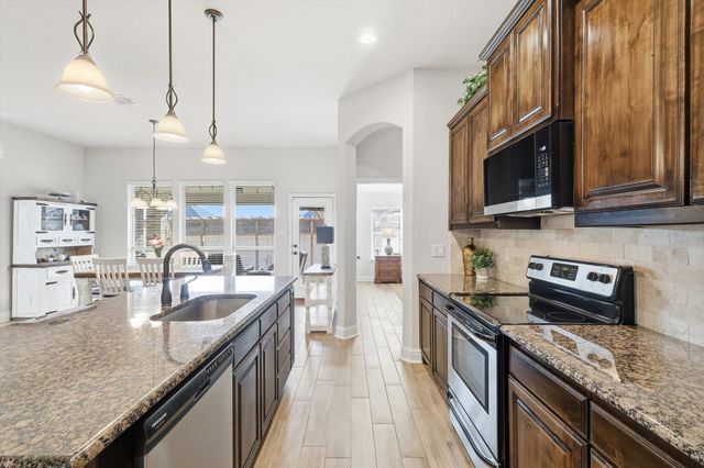 442 Goodnight Trail, Justin, TX 76247