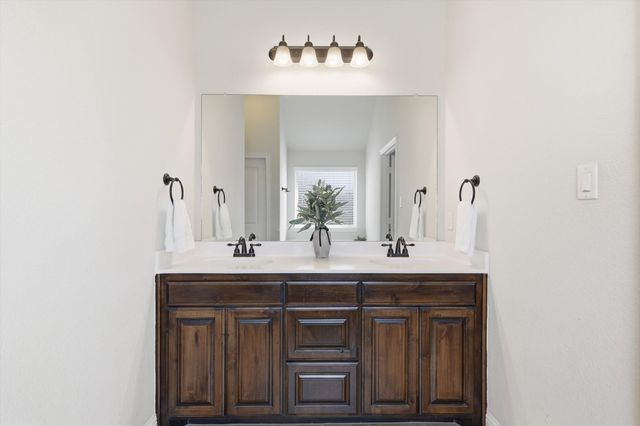 442 Goodnight Trail, Justin, TX 76247