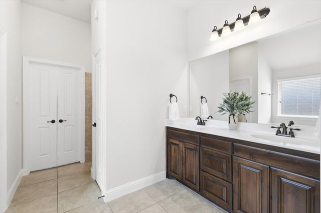 442 Goodnight Trail, Justin, TX 76247