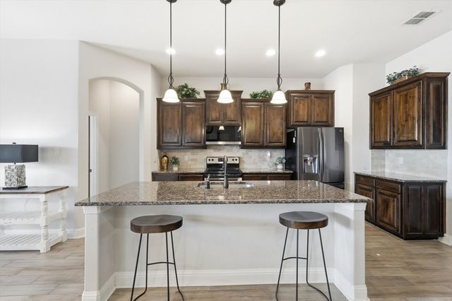 442 Goodnight Trail, Justin, TX 76247