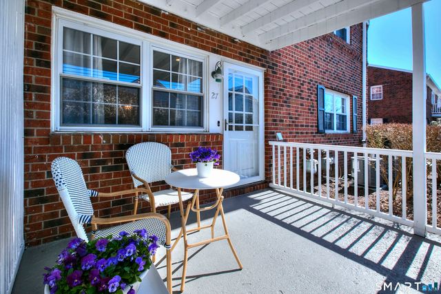 245 Unquowa Road 27, Fairfield, CT 06824