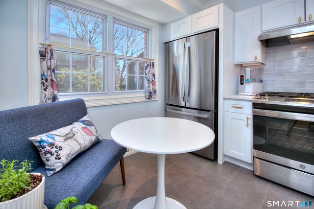 245 Unquowa Road 27, Fairfield, CT 06824