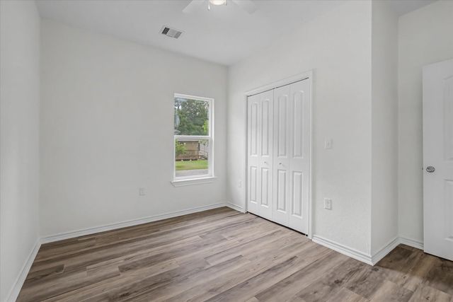 517 E Linney Street, Dayton, TX 77535
