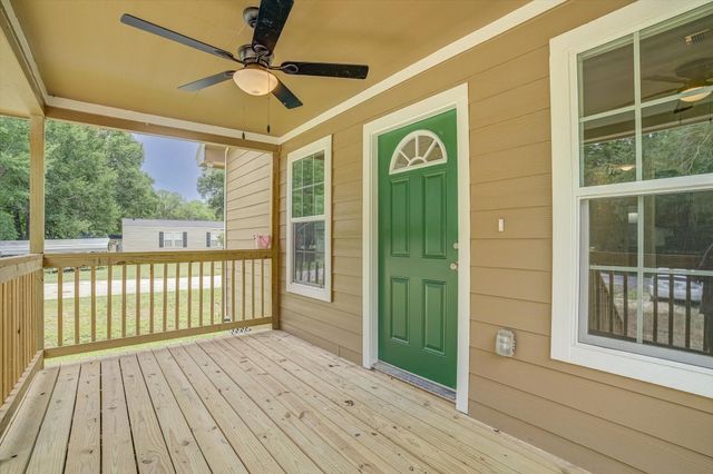 517 E Linney Street, Dayton, TX 77535