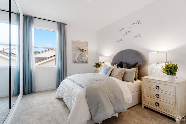 3826 Hickory Village Lane, Shafter, CA 93263