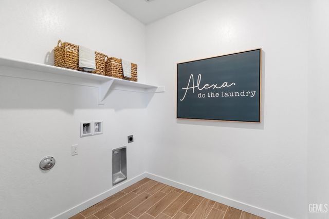 3826 Hickory Village Lane, Shafter, CA 93263