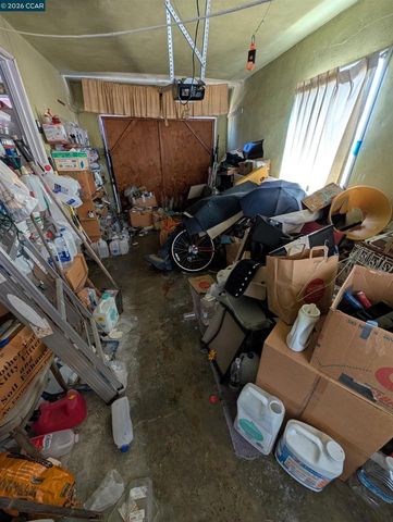 343 Carlston St, Richmond, CA 94805