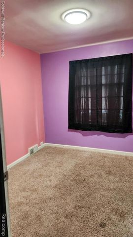 183 Higgins Street, Lapeer, MI 48446