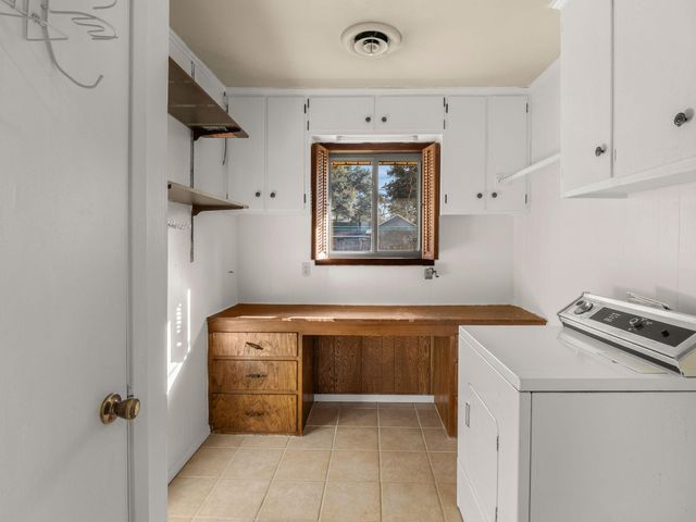 2011 Hampton St, Deridder, LA 70634