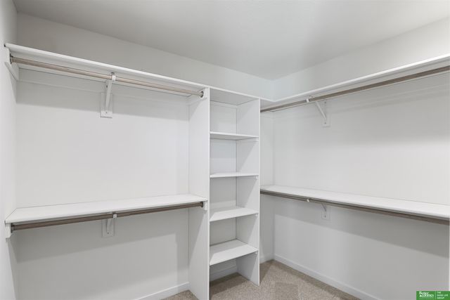 5501 N 213th Street, Elkhorn, NE 68022