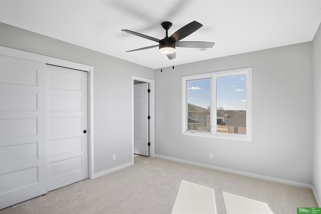 5501 N 213th Street, Elkhorn, NE 68022