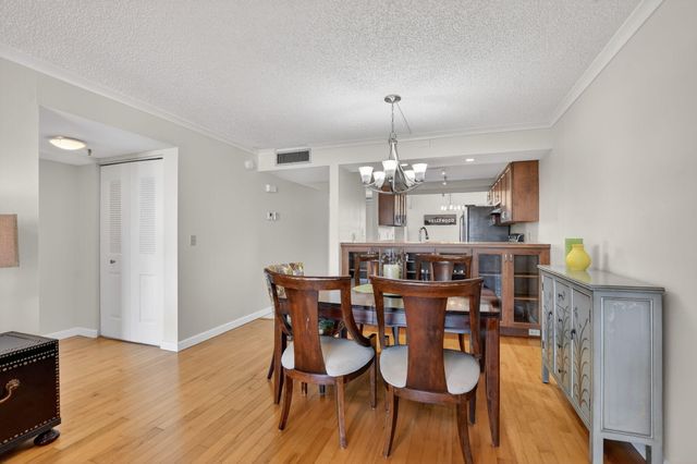20 Royal Palm Way 602, Boca Raton, FL 33432