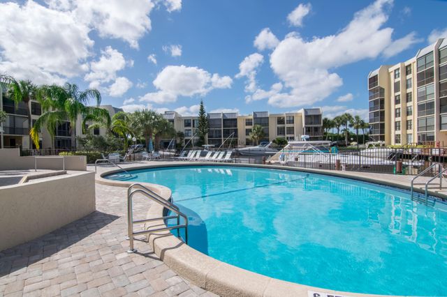 20 Royal Palm Way 602, Boca Raton, FL 33432