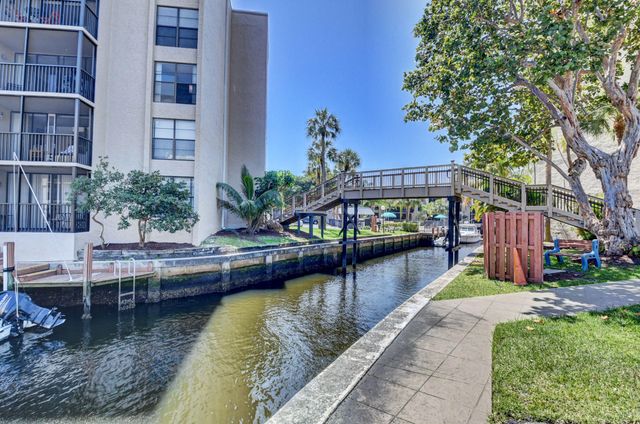 20 Royal Palm Way 602, Boca Raton, FL 33432