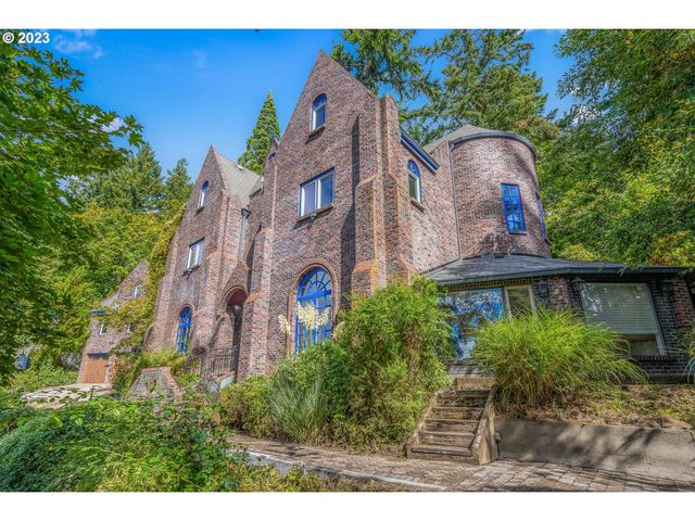 4224 Sw MELVILLE Ave, Portland, OR 97239