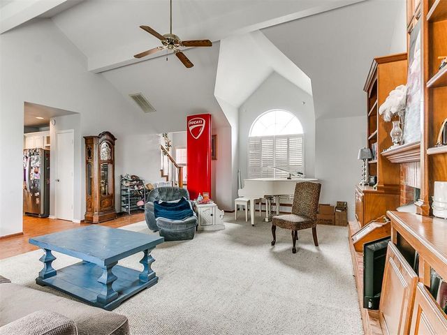 4108 Wood Castle Street, Norman, OK 73072