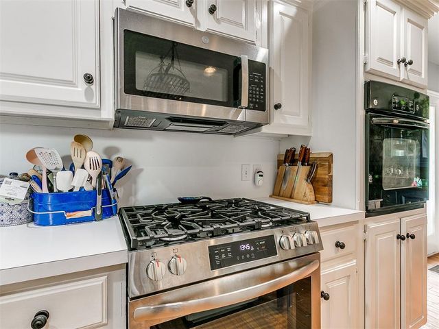 4108 Wood Castle Street, Norman, OK 73072
