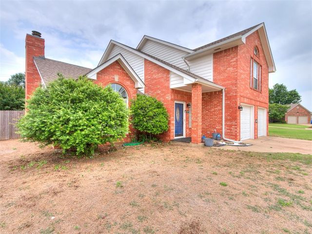 4108 Wood Castle Street, Norman, OK 73072