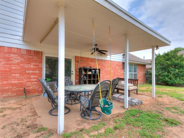 4108 Wood Castle Street, Norman, OK 73072
