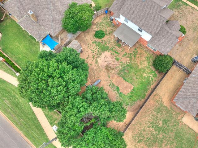 4108 Wood Castle Street, Norman, OK 73072