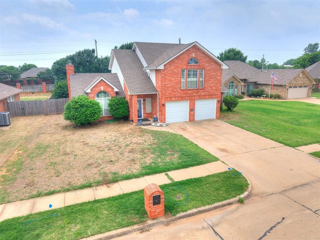 4108 Wood Castle Street, Norman, OK 73072