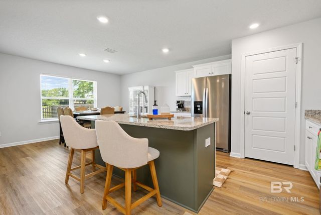 8021 N Valor Ridge Way North, Mobile, AL 36619