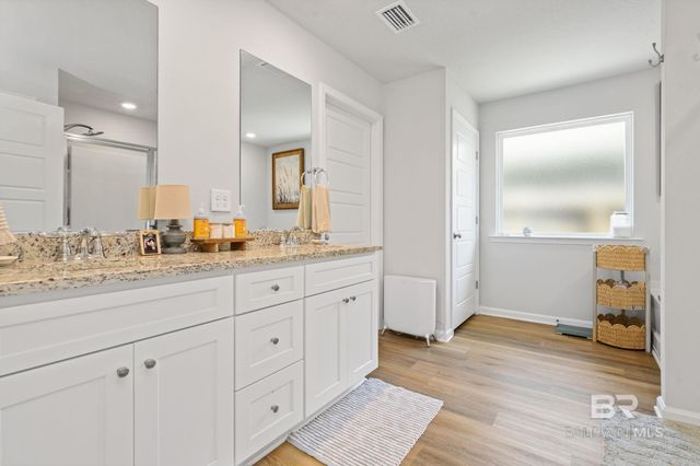 8021 N Valor Ridge Way North, Mobile, AL 36619