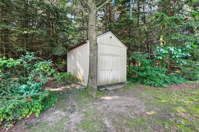 11660 Maggie Court, Rockford, MI 49341