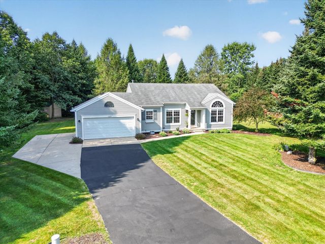 11660 Maggie Court, Rockford, MI 49341