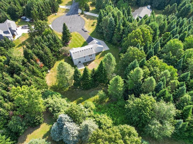 11660 Maggie Court, Rockford, MI 49341