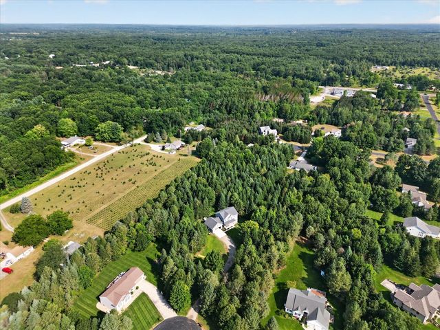 11660 Maggie Court, Rockford, MI 49341