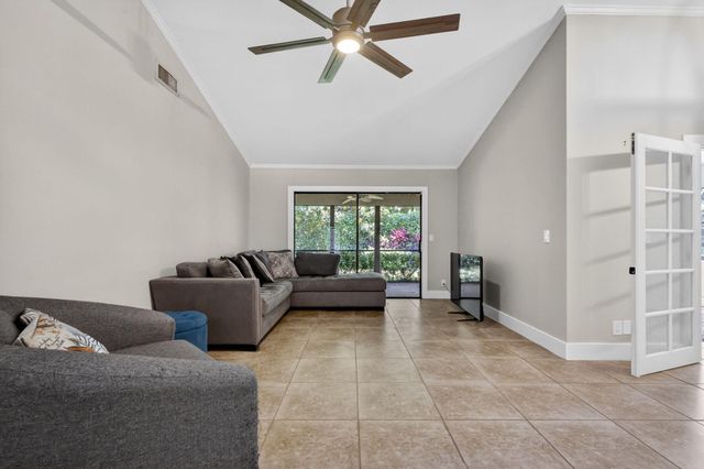 11837 Donlin Drive, Wellington, FL 33414